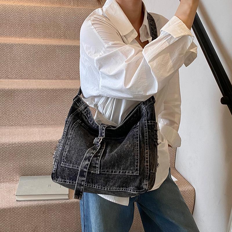 Casual Denim Tote Bag Women's 2025 New Trendy Fashion Versatile Large Capacity Shoulder Bag Retro Messenger Bag