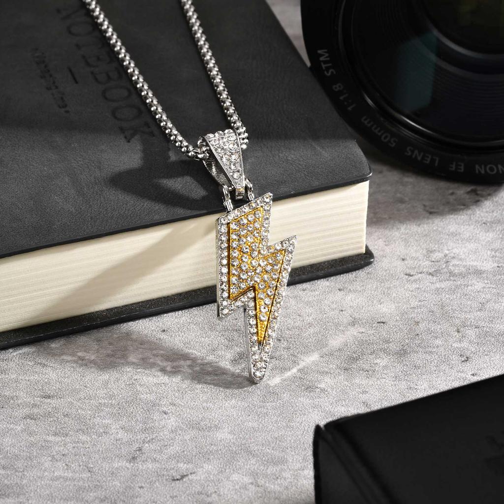 Hip Hop Shining Zircon Lightning Pendant Necklace for Men, Two-color Personality Pendant, Fashion Punk Rock Jewelry Gift