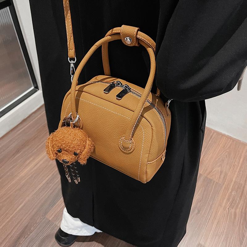 

Portable shell bag women s 2025 new simple and versatile shoulder bag small square bag women s trend messenger bag 20*10*15 кофейный