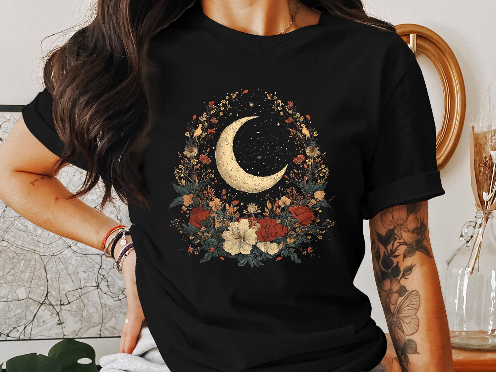 Enchanted Moon Floral T-Shirt, Crescent Moon and Flowers Tee, Cottagecore Astrological Shirt, Vintage Floral Moon Graphic Tee 4XL