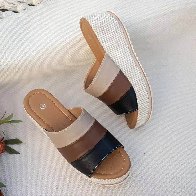 Fashion Designer Slippers for Women Summer Open Toe Beach Slippers Fashion Wedge Platform Sandalias High Quality Casual Leather Slippers