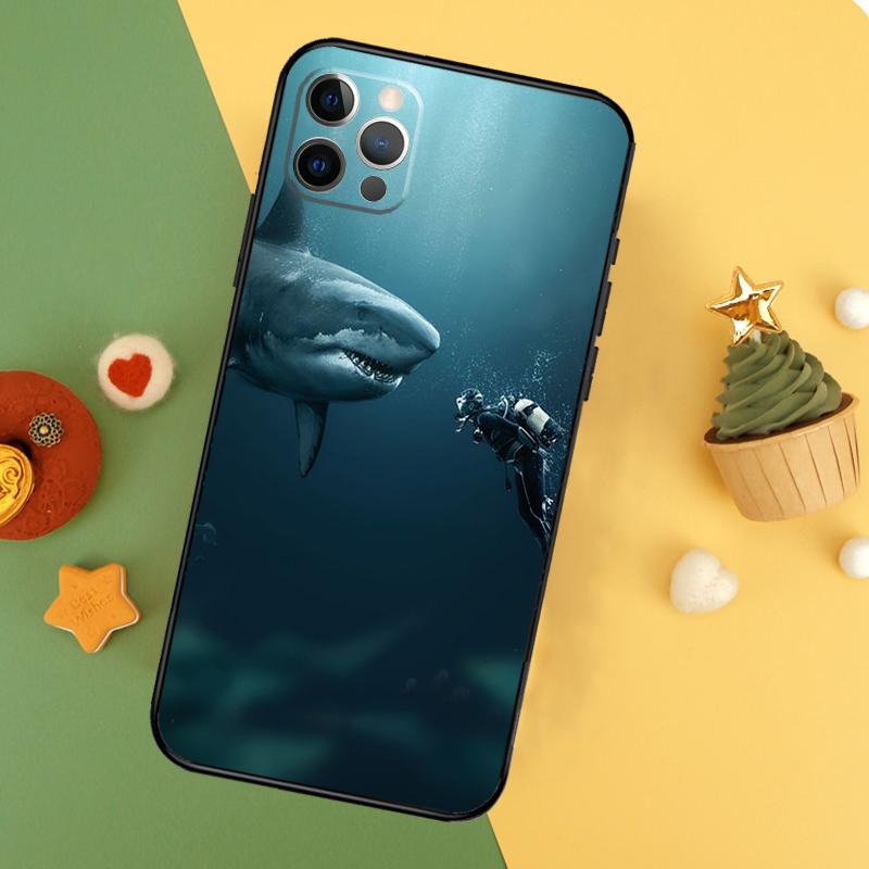 Shark and Killer Whale Phone Case For iPhone 17 16 16E 15 14 12 11 13 Pro Max 12 13 Mini 17Air Shockproof Cover