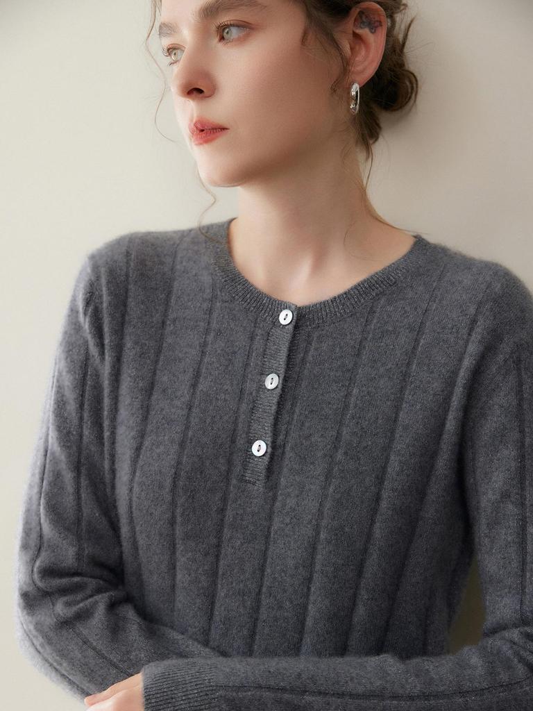 Elegant & Chic: Women's 25% Cashmere Button-Up Knit Sweater - Versatile Round Neck Base Layer