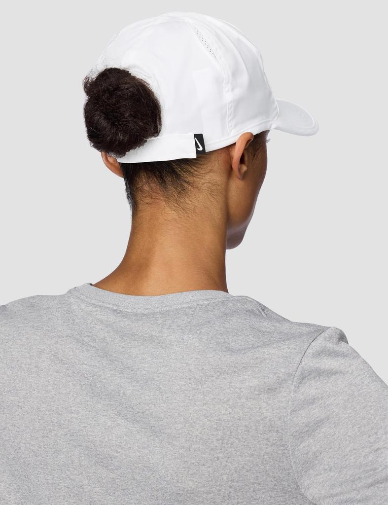 Nike Uni Polyester Blend Large Cap, White/Black,
