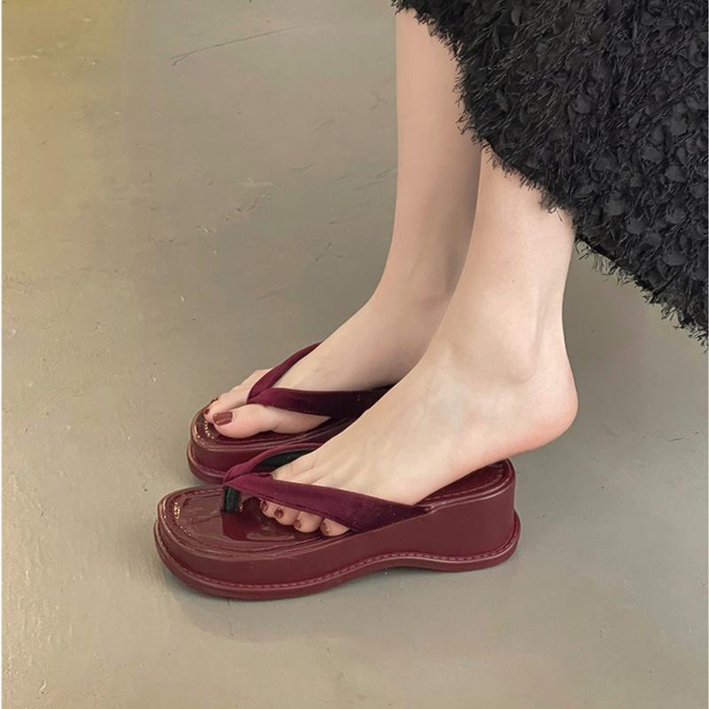 Thick-soled Flip-flops Shoes Women's Shoes Wear 2025 New Summer Fashion Heightening French Small Sandals Sandals