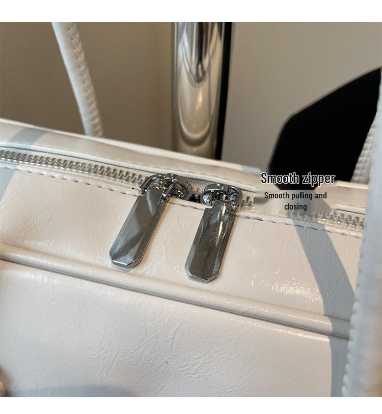 Winter 2025 Women's Retro Fashion Underarm Bag - Versatile High-End Briefcase for Work and Commute