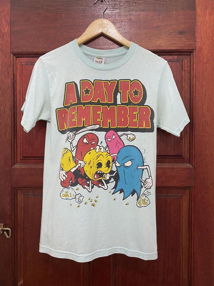 

Vintage ADay to 1Remember ADTR Rock Band White T-Shirt S-5XL Unisex T-Shirt XXXXL