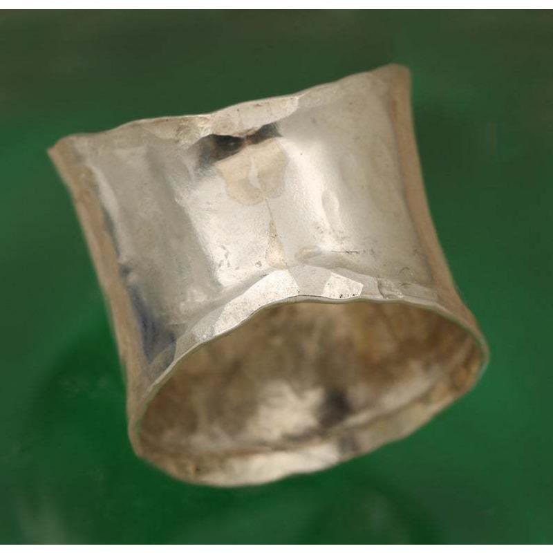 Bague de luxe nouvelle mode large édition pour femme avec séparation des couleurs en forme de marguerite