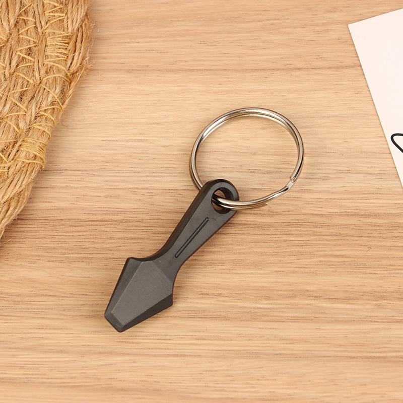 Modischer Multifunktionaler Schlüsselanhänger Anhänger Taschenwerkzeug Mini Titanlegierung Brecheisen EDC Outdoor Flaschenöffner Exquisites Geschenk
