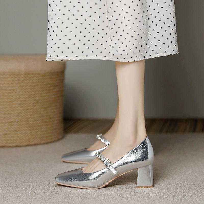 Fashion Hot Selling 2025 Comfort Shoes for Women Rhinestone Sandals Shallow Mouth Square Toe Suit Female Beige Fashion Closed Flat Ne