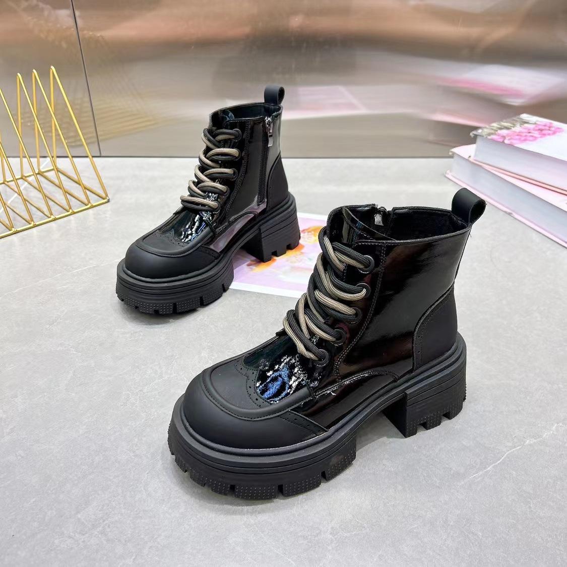 

ботинки Martin на толстой подошве женские увеличивающие высоту одинарные ботинки универсальные толстые каблуки британский стиль короткие ботинки женские 2025 осень и зима новые женские b 39 чёрный