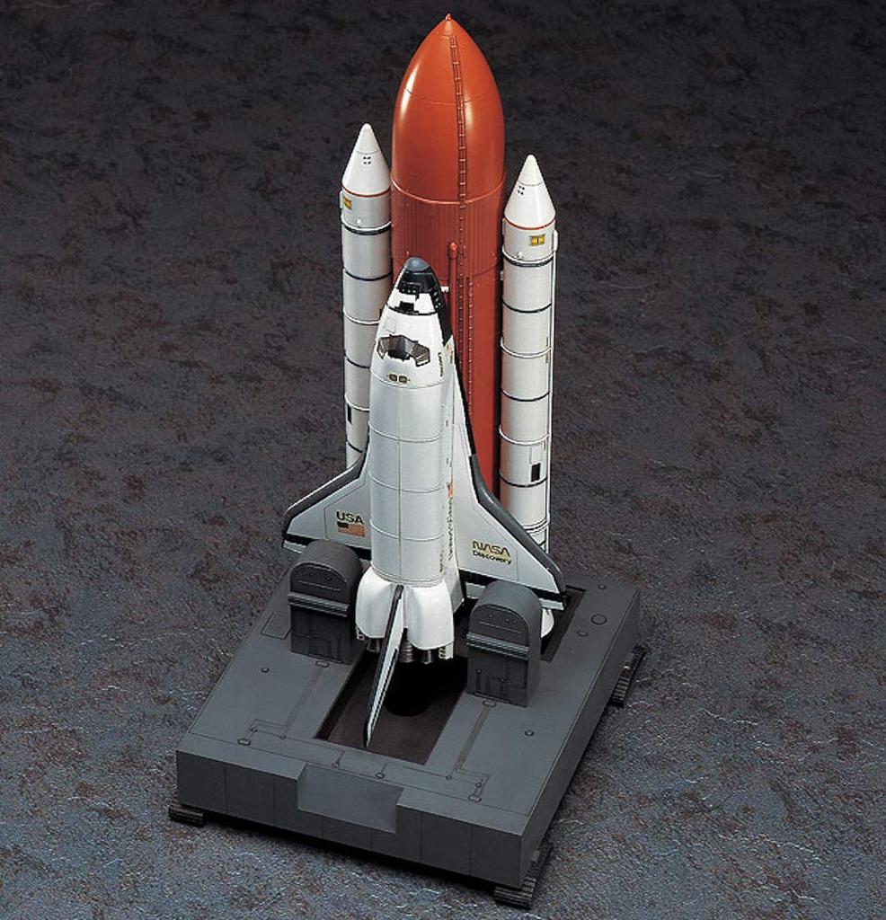 Hasegawa NASA Space Shuttle Orbiter with Booster Plastic Model 29 1/200