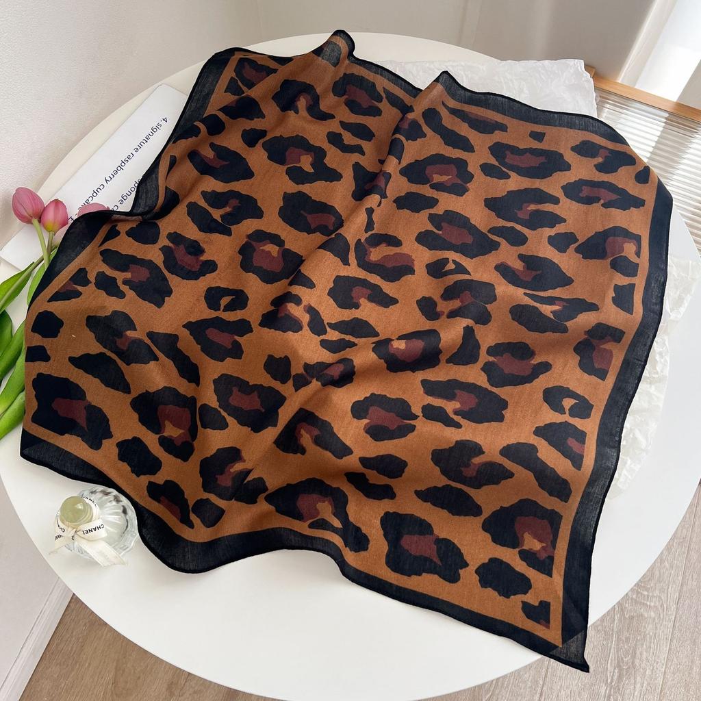 [Collection] Velvet Silk Scarves Women'S Versatile High-End Square Scarves Neck Scarves Spring And Autumn Retro