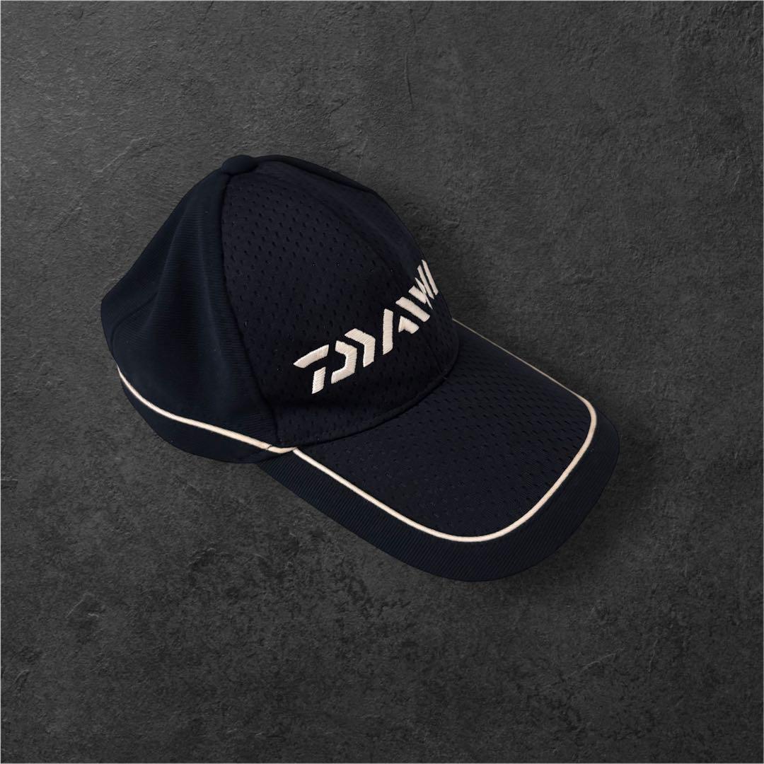 

[Б/У] Кепка DAIWA от tomotaki, которую носил Balenciaga