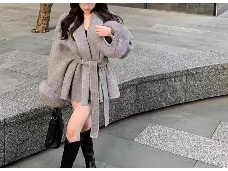 Women's Autumn Wool Coat with Furry Sleeves and Noble Collar