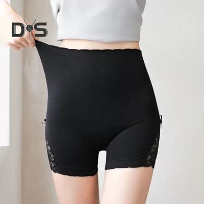 Gonne e pantaloni da donna – Pantaloncini