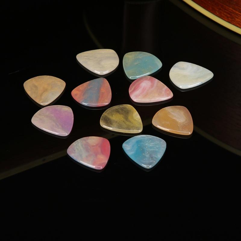 5Pieces Professional Resin Guitar Picks Guitar Plectrums for Fast Playing with Ergonomic Grip and Multiple Color Option
