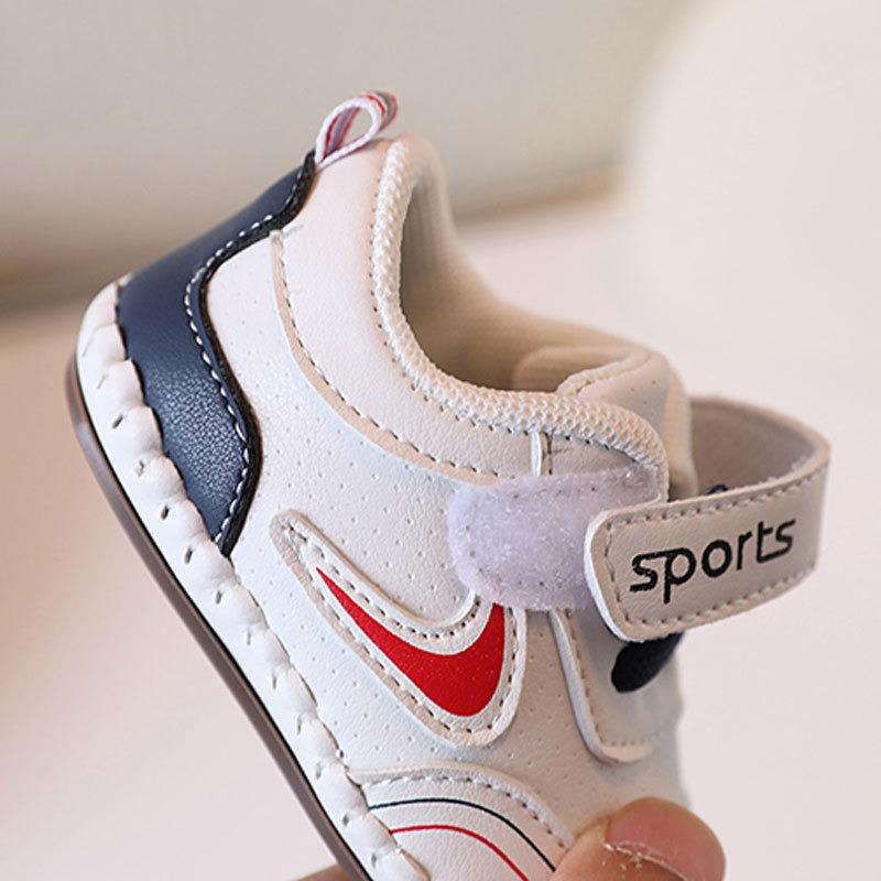 Spring/Autumn Style Soft-Soled Walking Shoes for 0-1.5 Years Old Boys and Girls, Infant Toddler White Sneakers.