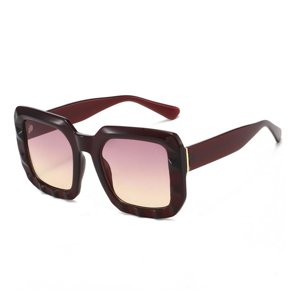 New Retro Gradient Fashion Sunglasses for Women Men Rectangular Frame UV400 Protection Contrast Color Design