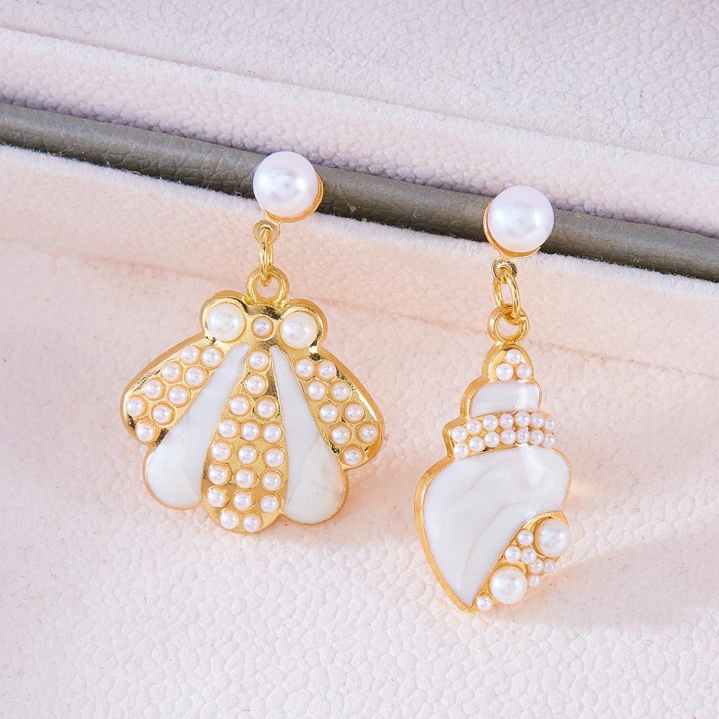 Cute Enamel Metal Shell Starfish Drop Earrings for Women Asymmetrical Imitation Pearl Conch Shell Earrings Girls Daily Jewelry