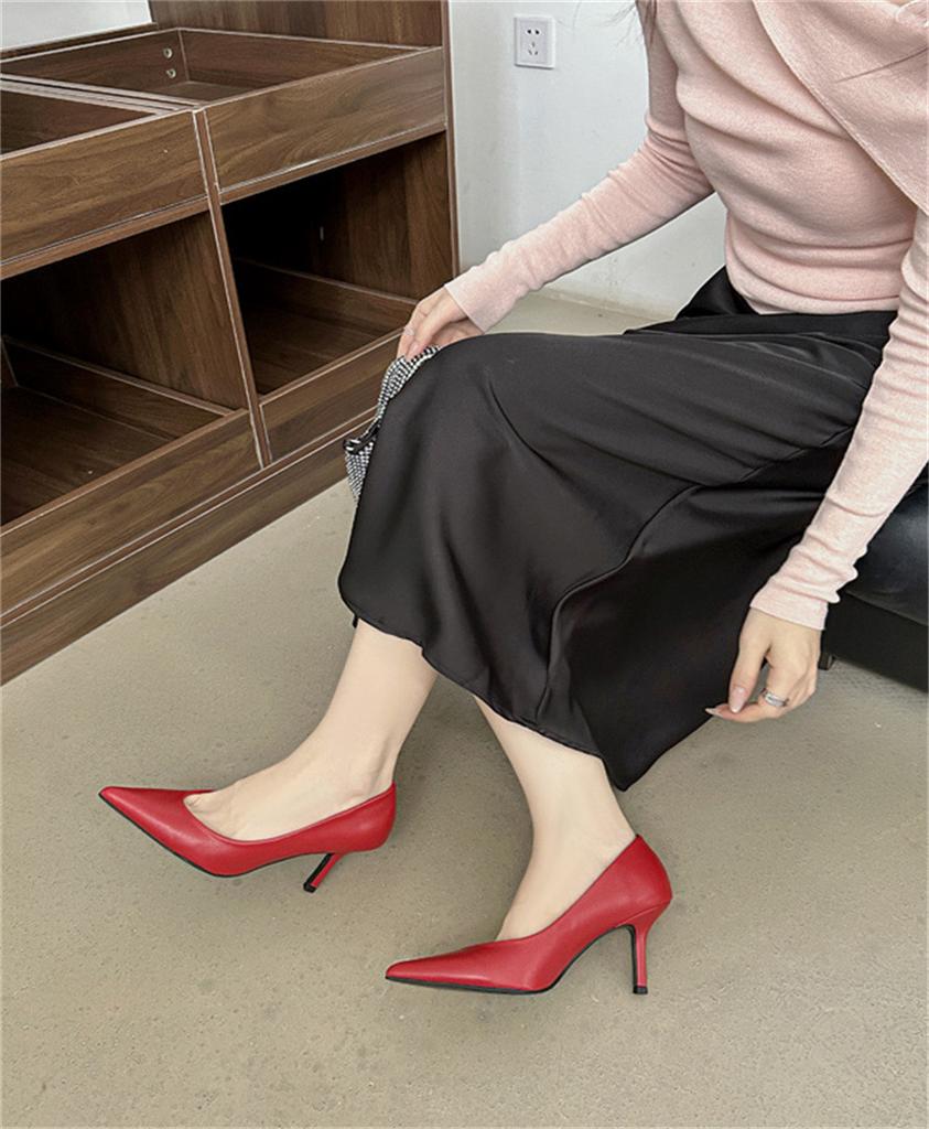 French High-end Sense One-pedal Single Shoes Commuting Fashion Work Shoes Not Tired Feet Temperament Fashion Small Leather Shoes Women 2025