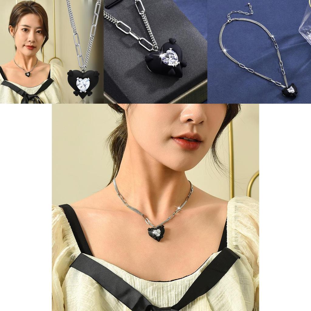 Sweetheart Design Black Zirconia Necklace For Women With Heart Shape And Charming Style