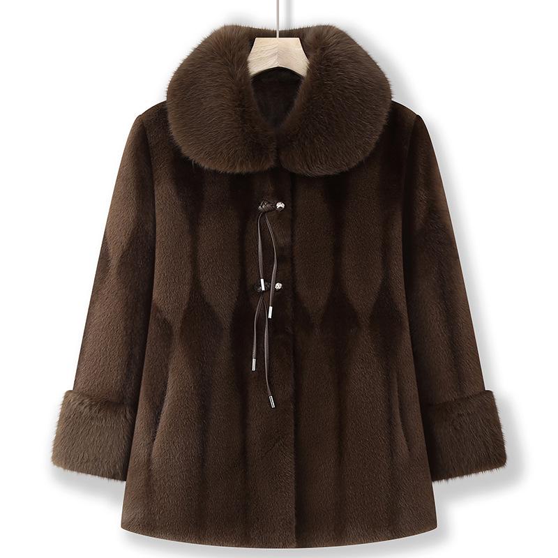Warm Mid-Length Women's Coat: Fleece-Lined, Thickened, Ideal for Winter, Perfect for Moms and Grandmas.