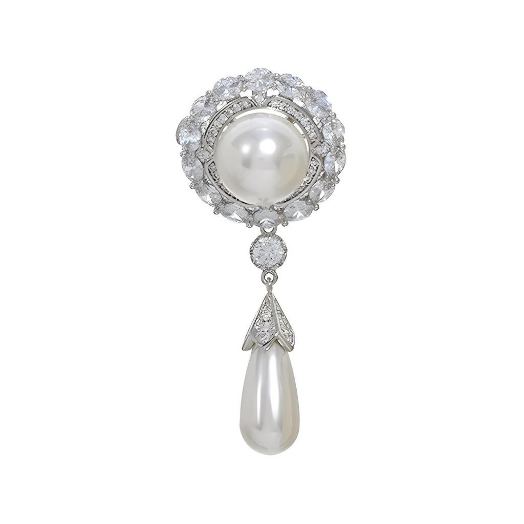 Duchess-Inspired Pearl Brooch: Vintage Luxury Pin for Women