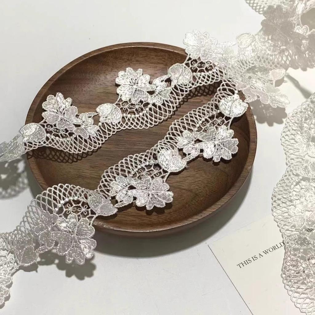 20yards White Hollow Water-soluble Lace Wedding Materials Headdress Belt Clothing Textile Decorative Lace Accessories