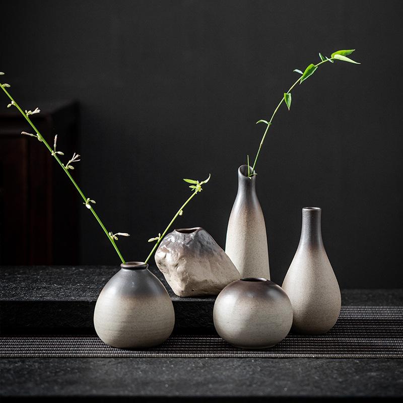 Japanese Ceramic Vase Handmade Retro Flower Vases Simple Mini Bud Vase Wedding Flower Arrangement Living Room Home Decoration
