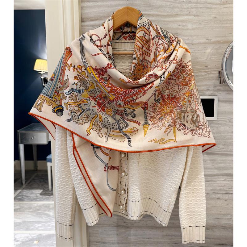 NINA SOLOR Soft Lamb Wool Square Scarf