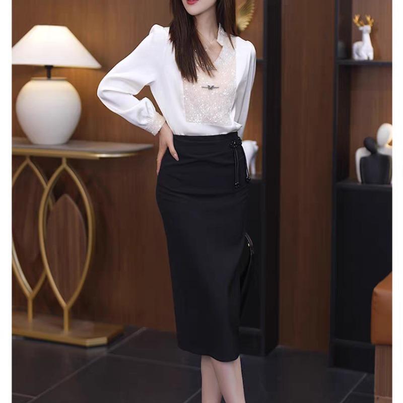 Women's Solid Color Pullover V-Neck Rivet Button Sequined Lantern Long Sleeve Patchwork Chiffon T-shirt Chinese Style Tops