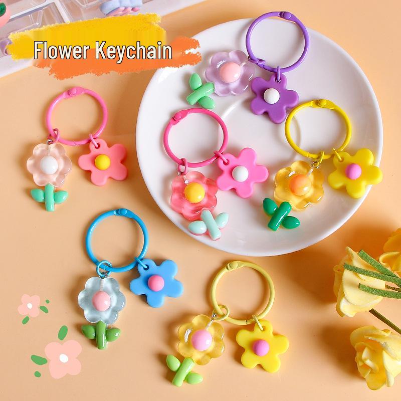 Colorful DIY Flower Keychain: Handmade Soft Rubber Floral Pendant & Bag Charm Accessory