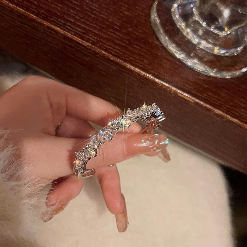Light Luxury Irregular Starry Sky Bracelet