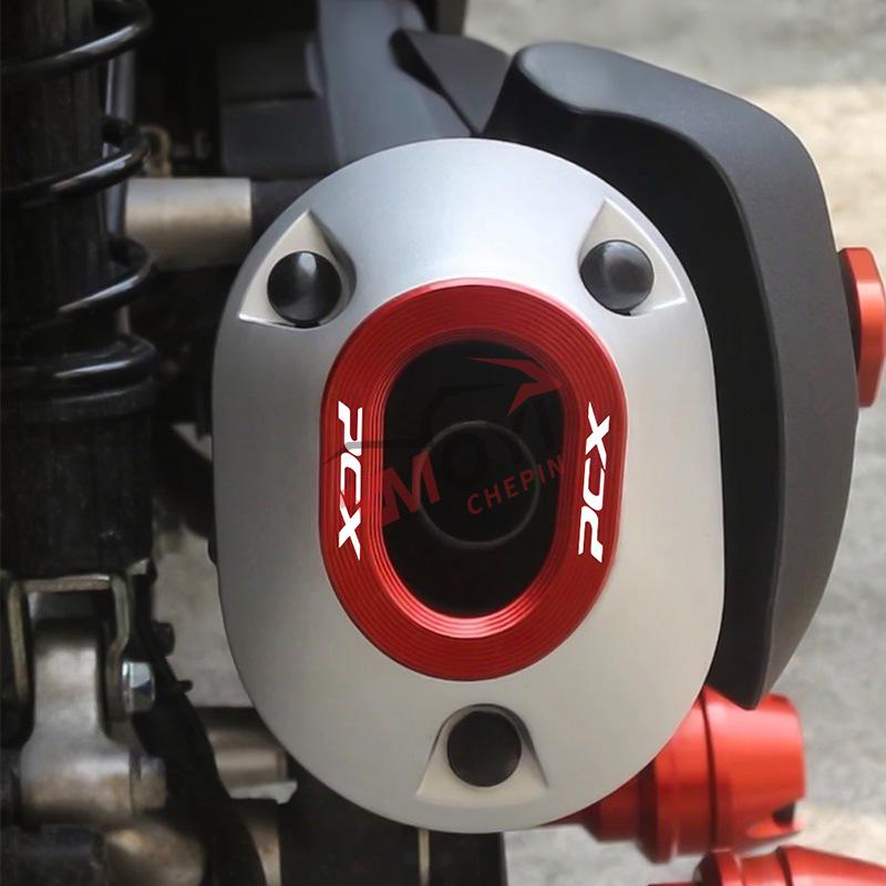 Ochrana výfuku pro upravenou Hondu PCX160: Protiopaření, Proti kolizi Kryt koncovky výfuku