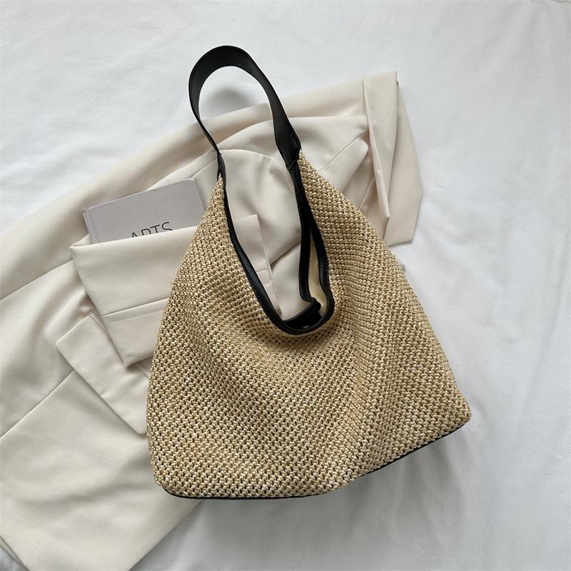 Fashionable Large Capacity Woven Handbag Tote Bag For Everyday Use In Multiple Colors