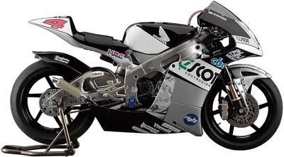 Hasegawa Scott Racing Team Honda NSR250RW 2009 WGP250 Şampiyonu Plastik Model BK1 1/12