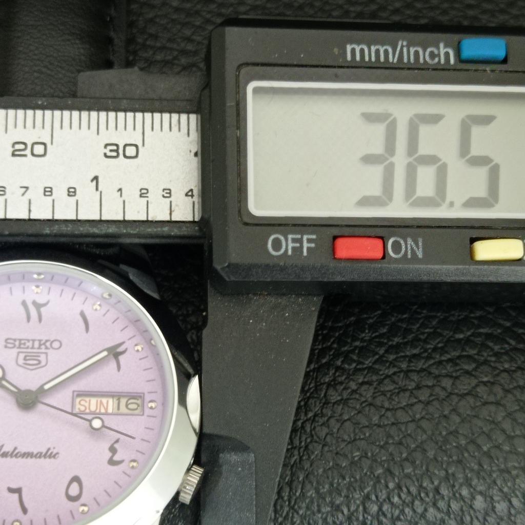 AUTOMATIC VINTAGE REFURBISHED SEIKO 5 JAPAN MENS PURPLE DIAL WATCH a445565-1