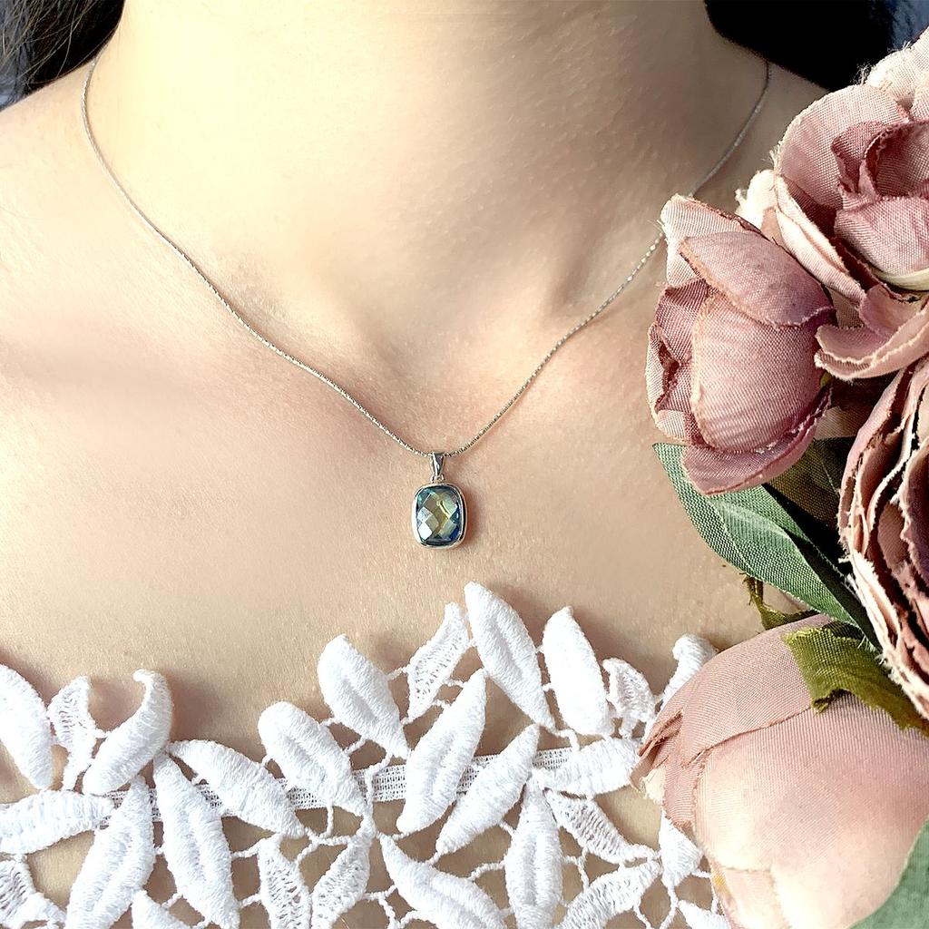 Stříbrný přívěsek s mystic topazem 2.113ct (2043492)