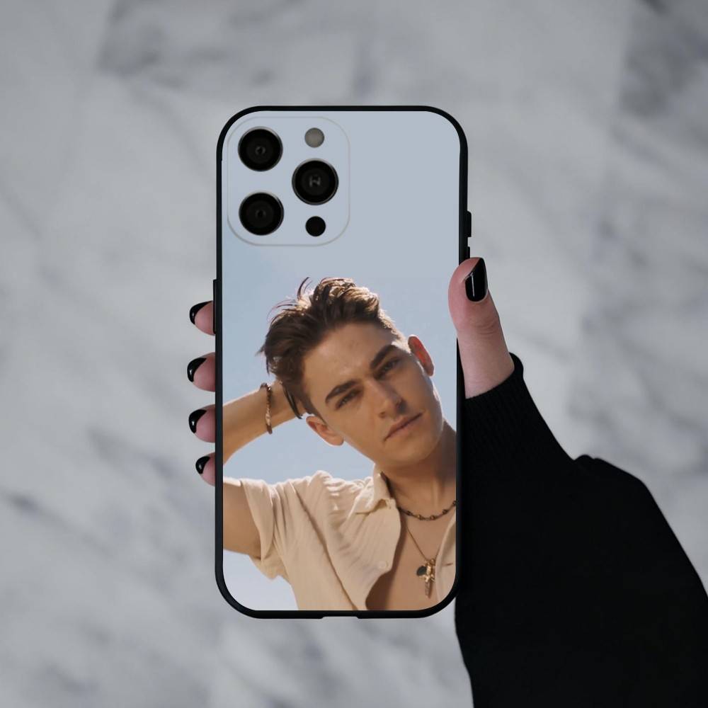English actor H-Hero Fiennes T-Tiffin Phone Case For iPhone 17pro,16,15,14,13,12,11 Plus,Pro Max,XS,Soft Silicone Black Cover