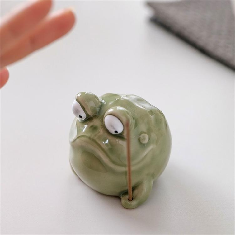 Light Green Ceramics Frogs Miniature Statue Incenses Stick Holder Funny Animal Incenses Burners Tabletop Decors Gift