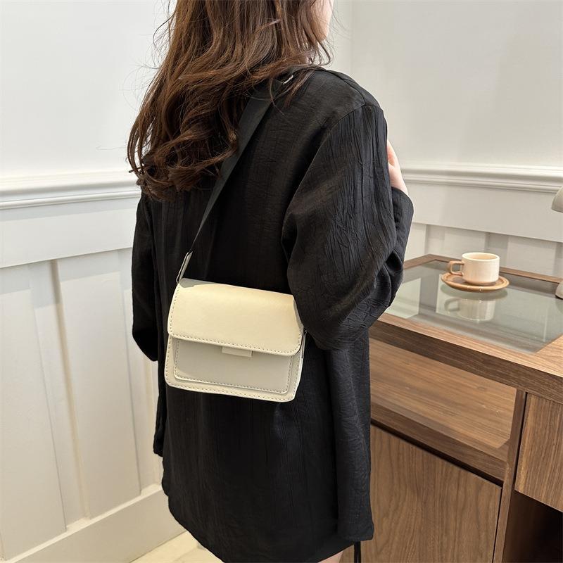 Textured Small Square Bag Women's Bag New Casual Fashion Shoulder Bag Wide Shoulder Strap Messenger Bag