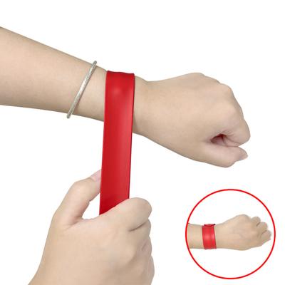 2 Stück Kinder-Klatschen-Armbänder Einfarbige Flexible Selbstaufrollende Handgelenkschmuck Kreative Stressbewältigung Weiche Jungen Mädchen Klatschen Kreis Silikonarmbänder Kinder