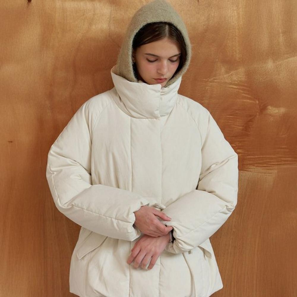 On On Belt High Neck Goose Down Nep5wma12 9a