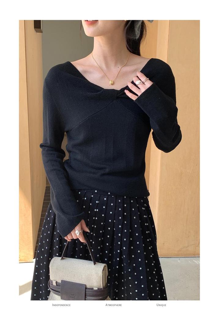 Jiu'er 7-Color Bowknot V-Neck Knitwear - Women's Versatile Solid Base Layer 0677