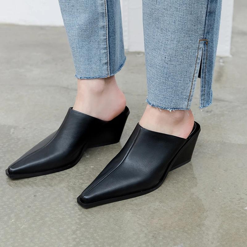 Fashion Brand New Ladies Genuine Leather Mules Fashion Med Chunky Heels Summer Wedges Slippers Women 2025 Casual Office Shoes Woman