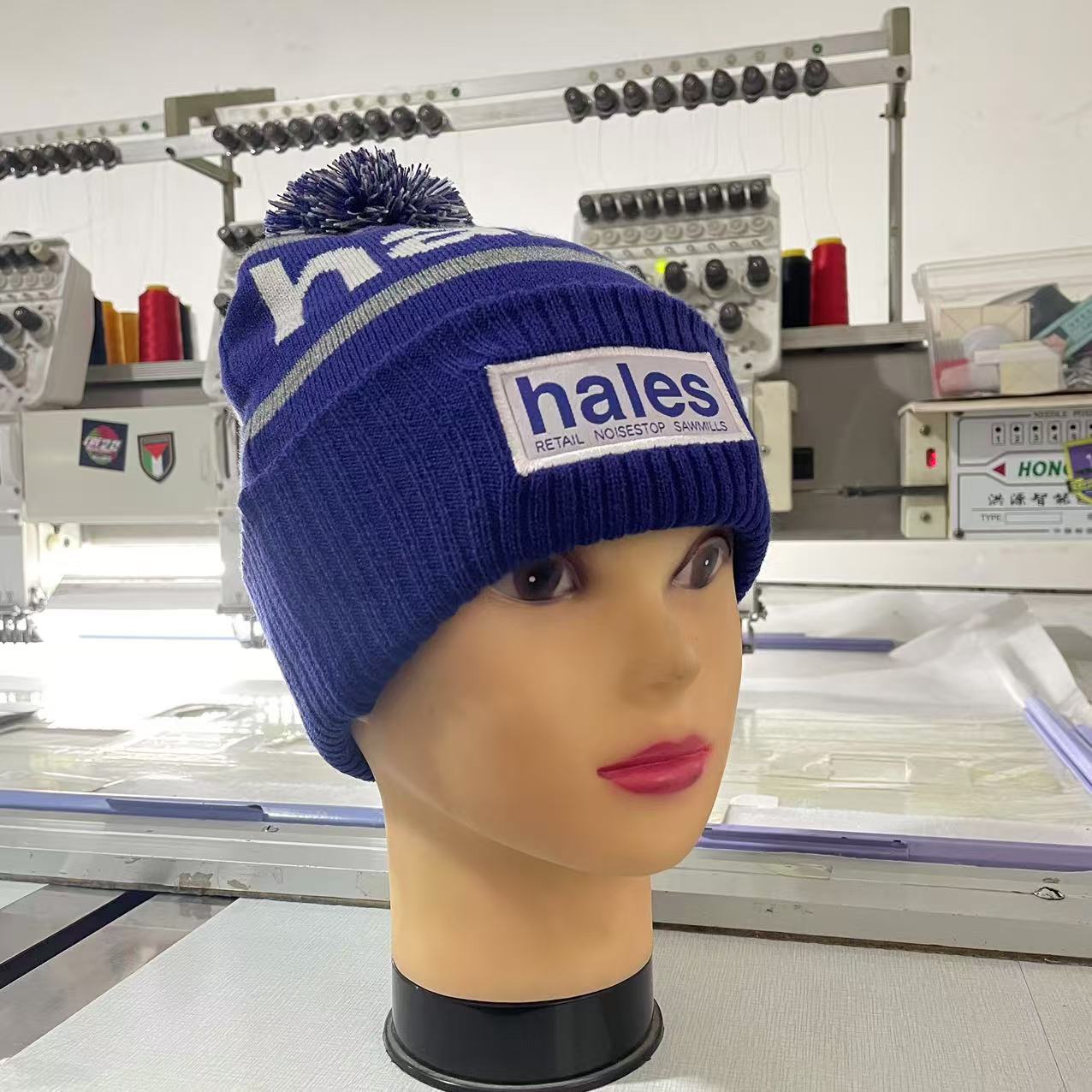 Wholesale Custom Beanie Embroidery Logo Pom Pom Knitted Winter Hats With Custom Logo 56-62cm