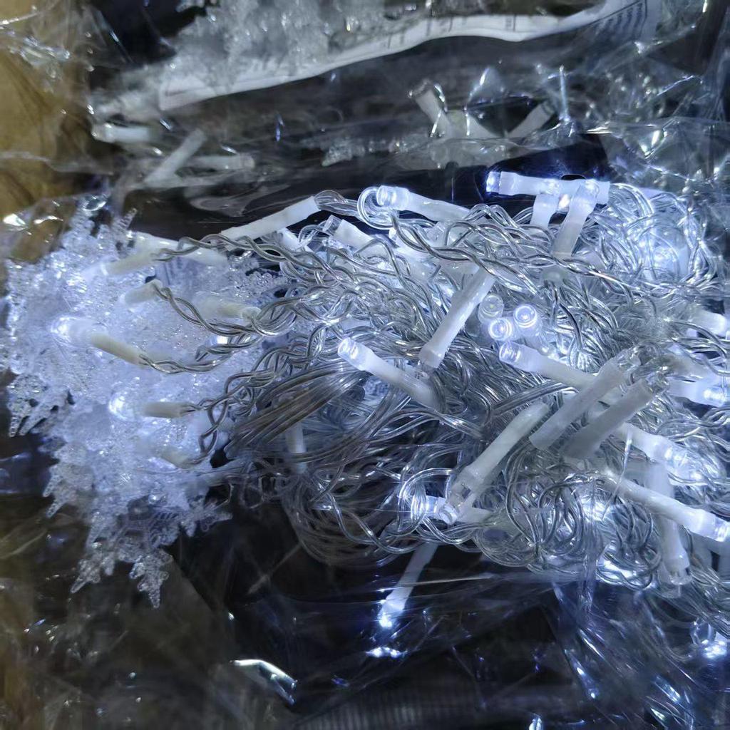 Solar LED Snowflake Icicle String Lights for Outdoor Christmas Decorations