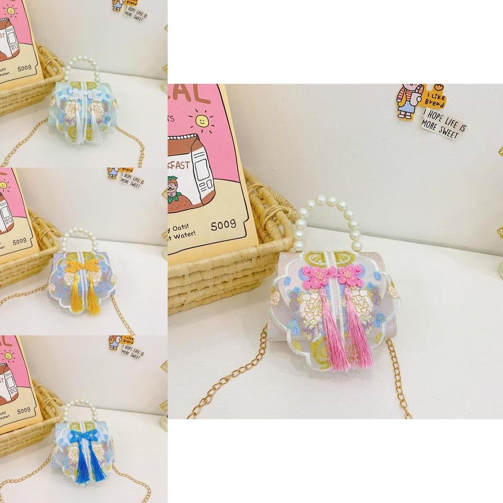 Stylish Retro Children's Shoulder Bag With Breathable Design And Beautiful Beaded Chain For Daily Use
