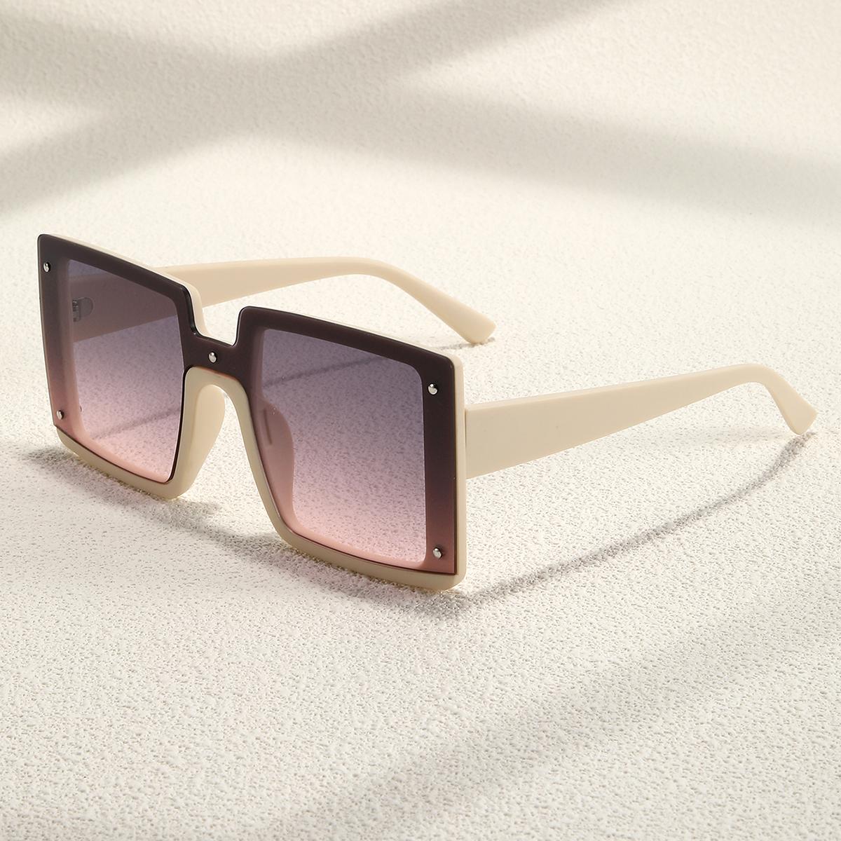 

1 pair of leisure large frame one-piece UV protection sunglasses Outdoor travel driving glasses Ladies fashion glasses summer